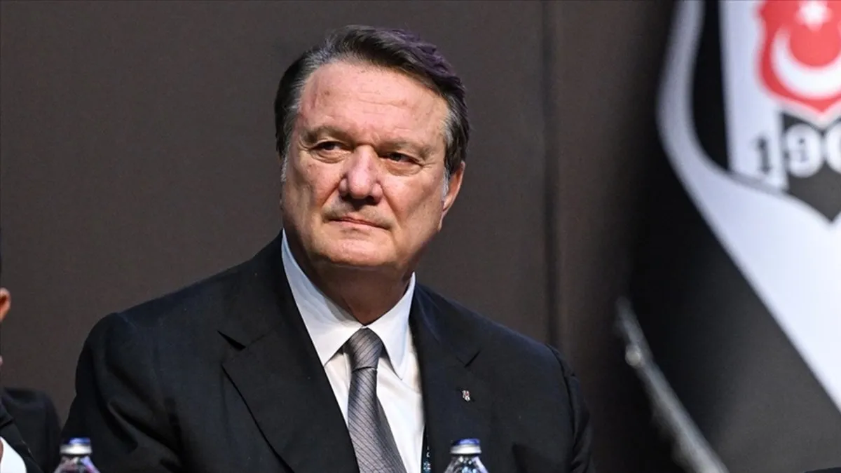 Beşiktaş’ta Hasan Arat, Divan Kurulu Toplantısında Konuştu: “Kulübü Şeffaflıkla Yönetmeye Devam Edeceğiz”